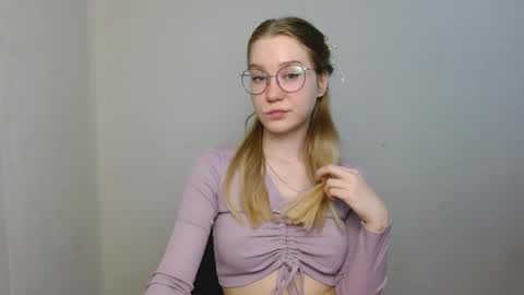 Abby Lovense is active online show from January 15, 5:00 pm