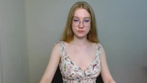 Abby Lovense is active online show from March 13, 2:42 pm
