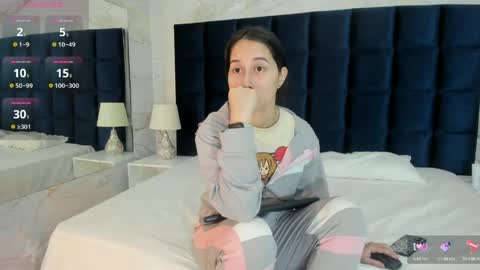 Abigail online show from April 1, 12:06 pm