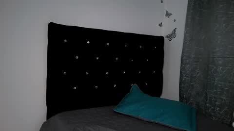 abellaanddick online show from October 20, 2:16 am
