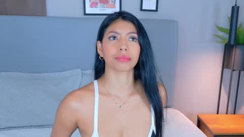 abiehils online show from May 30, 5:00 pm