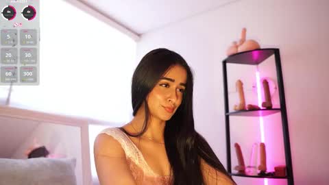 Abigail online show from March 29, 3:02 pm