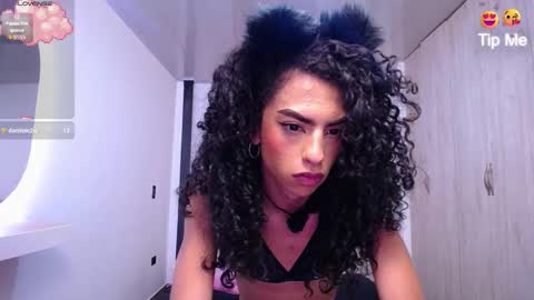 Abigail online show from October 8, 1:06 pm