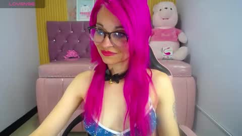 Snapshot of abril_ch_ chatting on September 14, 1:56 pm abril_ch_ online show from September 14, 1:56 pm