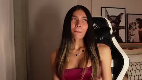 My name is Alexa. Please say hello I like to chat with you. If you have requests please use tip online show from November 14, 11:28 pm