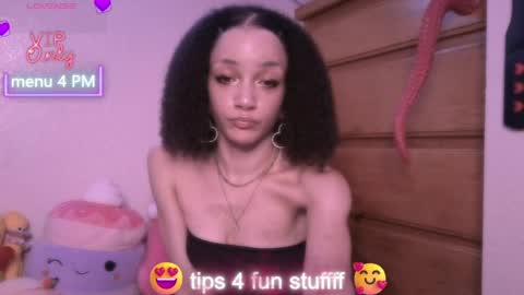 Peach online show from June 6, 3:12 am