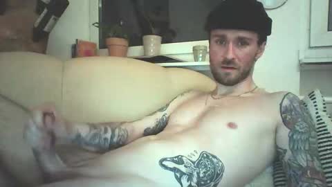 achix2704 online show from April 2, 7:32 pm