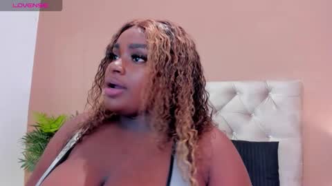 adabenneth online show from November 2, 1:33 pm