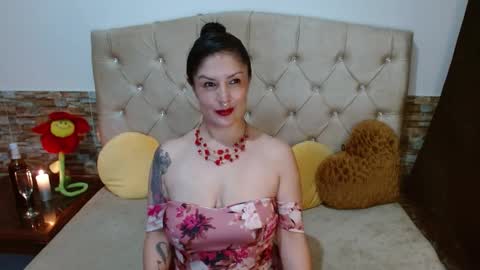 Snapshot of adafield_ chatting on December 2, 10:46 am Ada online show from December 2, 10:46 am