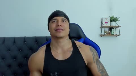 adam boss online show from November 24, 9:13 pm