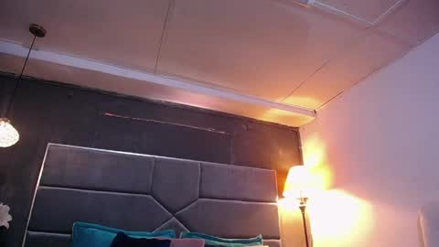 adam_fit19cm online show from March 31, 2:28 pm