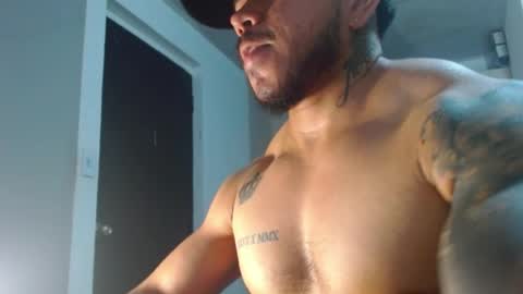 adam shilder7 online show from May 10, 5:58 am