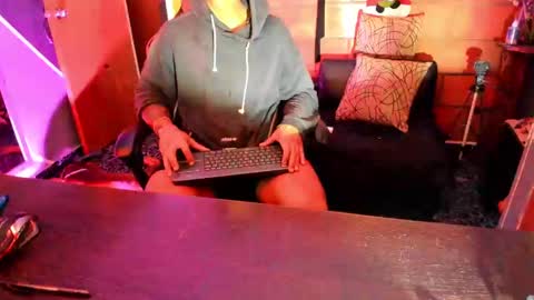 Adam Valencia online show from February 8, 4:03 am
