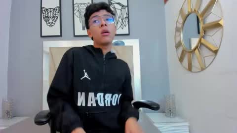 Adams Bobby online show from March 16, 11:14 am