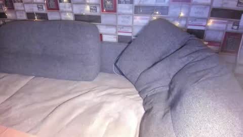 Victoria online show from April 18, 7:58 pm