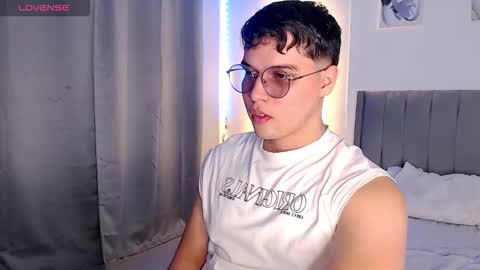 adan___tyler online show from October 12, 12:47 am
