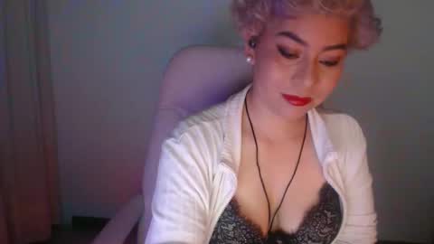 adan_romanoff online show from December 22, 7:37 am