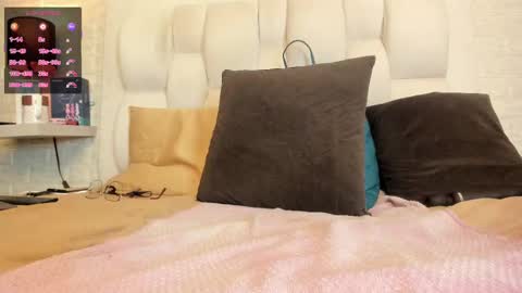 Ada Porter  online show from March 1, 11:39 am