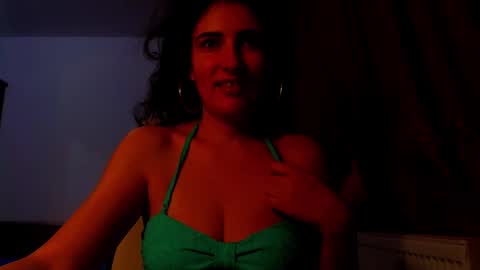 Snapshot of addicted2uts chatting on February 1, 8:58 pm amy online show from February 1, 8:58 pm