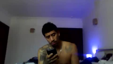 addictedtobustnloads1 online show from August 3, 7:42 pm