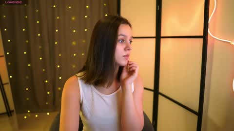 Snapshot of addy_moon chatting on March 1, 10:24 am Addy online show from March 1, 10:24 am