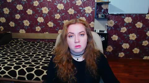 Adel online show from December 18, 4:17 pm