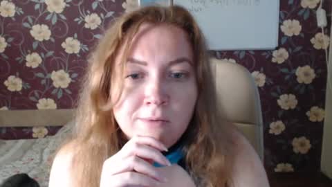 Adel online show from June 19, 5:08 pm