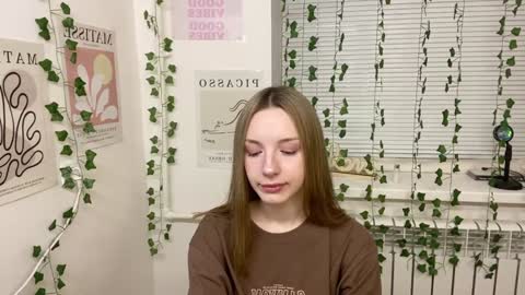 Snapshot of adele0_0 chatting on December 23, 1:03 pm Adele online show from December 23, 1:03 pm