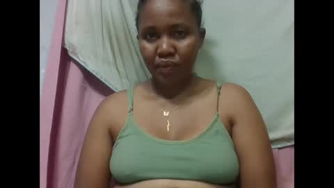 adelealy online show from February 18, 10:59 am