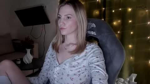 Adele Shine online show from February 12, 11:29 am