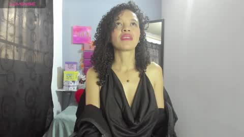 Adeleth online show from November 8, 1:36 pm