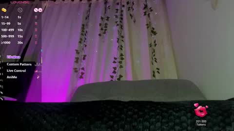 adelinaconte1 online show from December 15, 1:07 pm