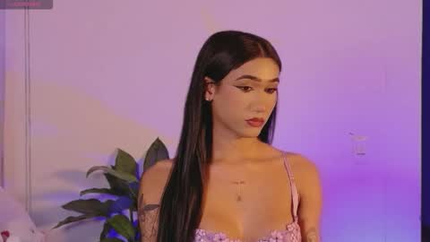 Isabellafirst online show from October 6, 10:38 pm