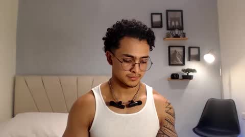 Adonis online show from November 13, 10:23 pm