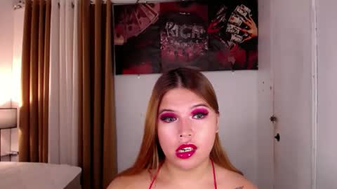 adorabletsforyouxx online show from April 15, 7:58 pm