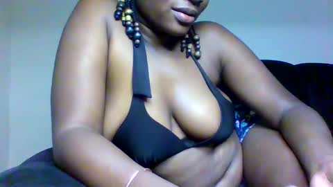 adore_booty online show from May 31, 6:56 am
