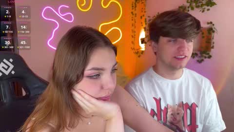 Snapshot of adrean_sofi chatting on October 12, 1:37 pm adrean_sofi online show from October 12, 1:37 pm