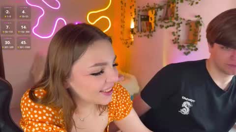 Snapshot of adrean_sofi chatting on October 18, 12:09 pm adrean_sofi online show from October 18, 12:09 pm