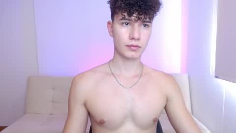 adrian morelli online show from March 19, 8:25 pm