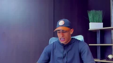   online show from September 30, 12:21 am