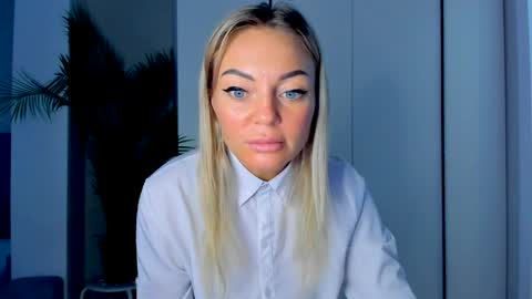 Adriana online show from April 6, 11:22 am