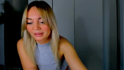 Adriana online show from April 1, 4:26 pm