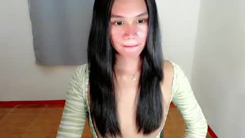 Snapshot of adriana_slutt chatting on October 12, 2:04 am adriana_slutt online show from October 12, 2:04 am