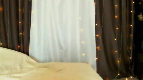 Snapshot of adriana_sweet_24 chatting on October 19, 10:09 am Adriana Sweet 24 online show from October 19, 10:09 am