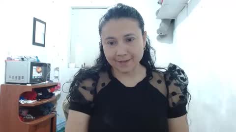 Adriana Tellez online show from October 29, 1:24 pm