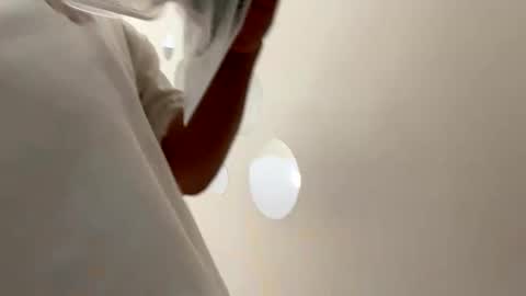 adriannn222 online show from May 25, 12:06 am