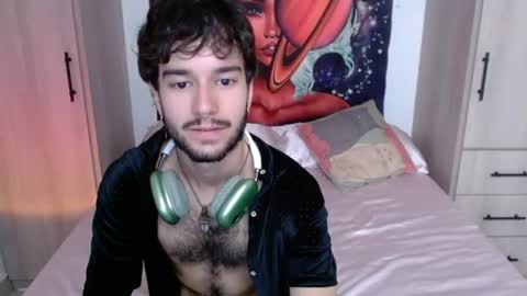 adrien_polo online show from June 12, 9:58 pm