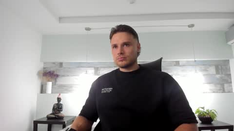 Adrein Roche online show from November 21, 11:25 pm