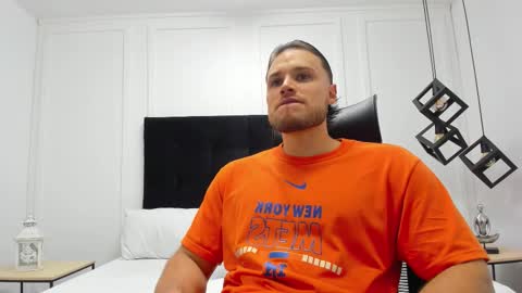 Adrein Roche online show from October 19, 11:53 pm