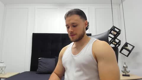 Adrein Roche online show from November 19, 12:21 am